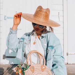 Lack of color Palma wide fedora